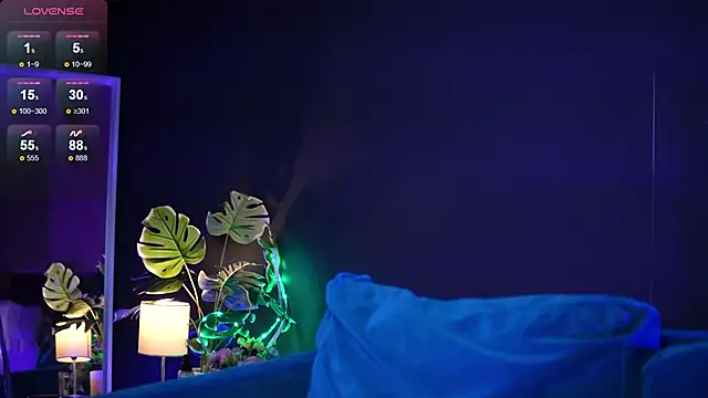 Snapshot of RubyRosa chatting on 10.19.25 RubyRosa online show from 10.19.25