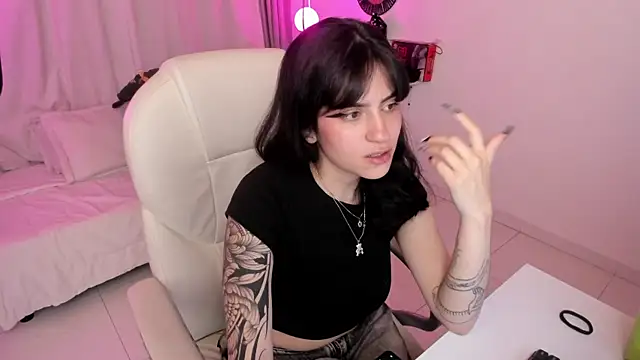 kurito  online show from 10.16.25