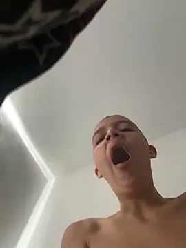 Snapshot of MorganKink chatting on 10.14.25 MorganKink online show from 10.14.25