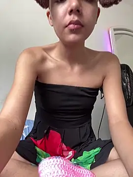 Snapshot of MorganKink chatting on 10.17.25 MorganKink online show from 10.17.25