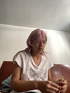 Snapshot of MorganKink chatting on 10.27.25 MorganKink online show from 10.27.25