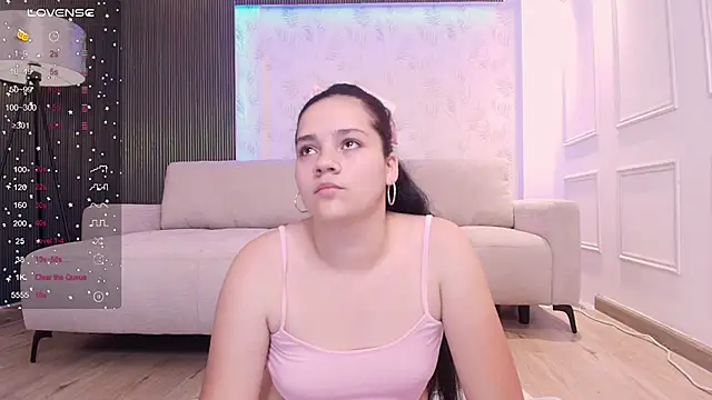 karlie small online show from 10.02.25