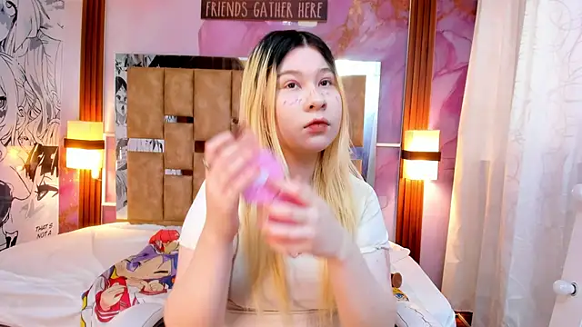 Snapshot of Melody_Lolii chatting on 09.27.25 Melody Lolii online show from 09.27.25