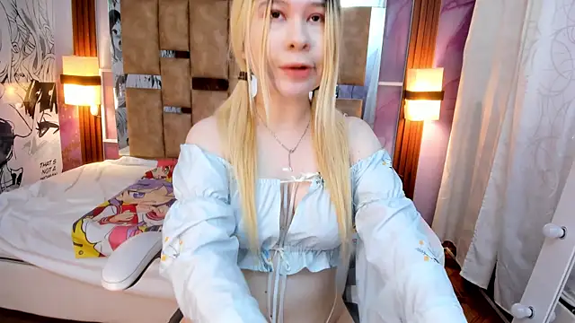 Snapshot of Melody_Lolii chatting on 09.29.25 Melody Lolii online show from 09.29.25