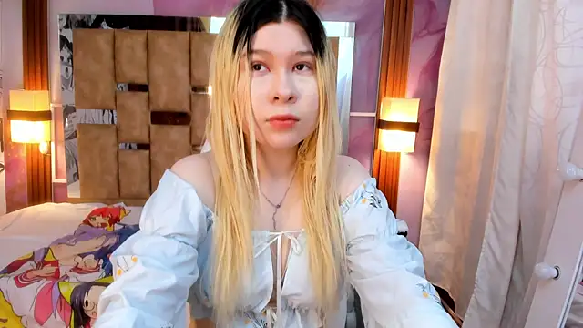 Snapshot of Melody_Lolii chatting on 10.06.25 Melody Lolii online show from 10.06.25