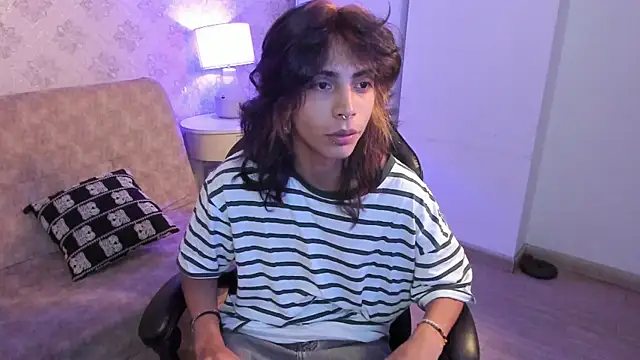 Snapshot of Dereck_Manson chatting on 10.02.25 Dereck Manson online show from 10.02.25