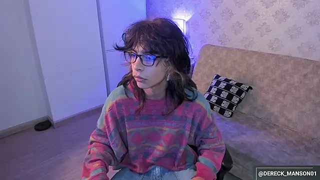 Snapshot of Dereck_Manson chatting on 10.11.25 Dereck Manson online show from 10.11.25