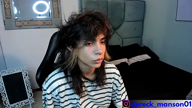 Snapshot of Dereck_Manson chatting on 10.25.25 Dereck Manson online show from 10.25.25