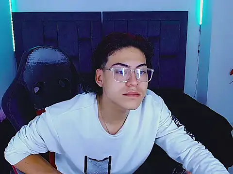 dirty model online show from 10.18.25