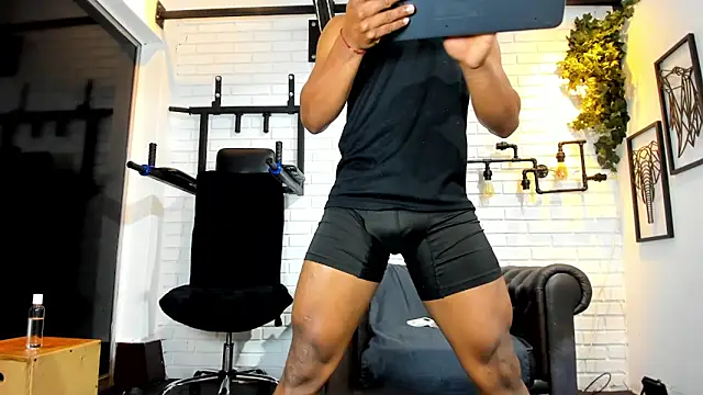 ItaloMoore online show from 04.09.26