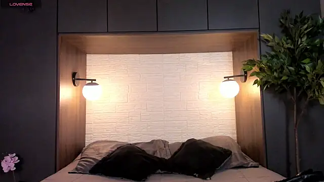 NoahDupont online show from 10.18.25