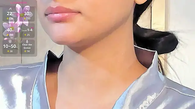 VioletHilton online show from 10.28.25