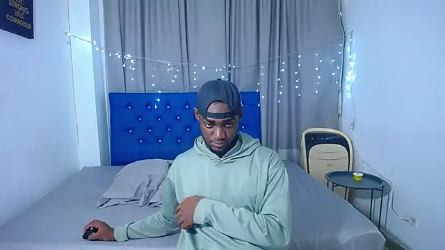 eebony stallion online show from 09.30.25