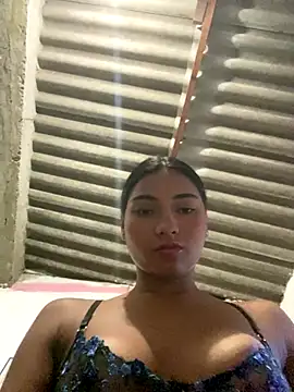 Snapshot of Coi_Leray_ chatting on 10.10.25 Coi Leray  online show from 10.10.25