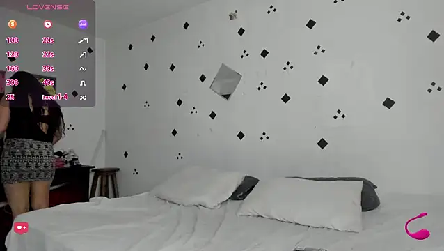 samaramour online show from 11.26.25