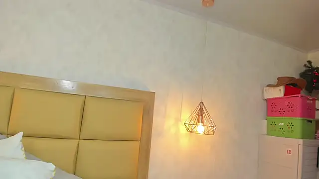 MELISSAROUGE online show from 11.12.25