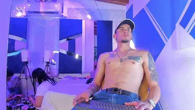 StrapSwingers online show from 10.13.25