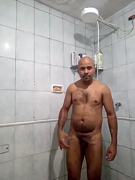 Snapshot of reisloko chatting on 11.10.25 reisloko online show from 11.10.25