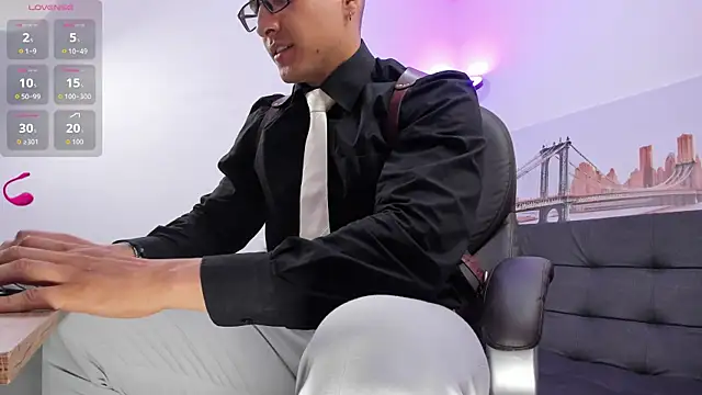 Dash Bukoski online show from 09.27.25