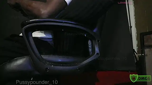 Snapshot of zaddytrey chatting on 04.12.26 zaddytrey online show from 04.12.26