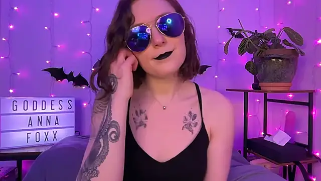 mistressannafoxx online show from 11.26.25