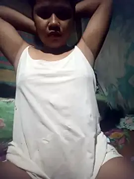 hotmomma8 online show from 10.21.25