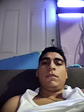 Snapshot of Rtmh1250 chatting on 10.27.25 Rtmh1250 online show from 10.27.25