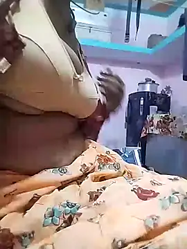 Shruti Bhabhi38 online show from 09.17.25