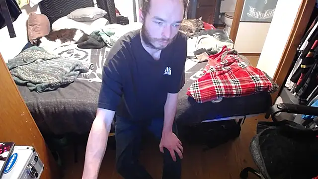 womenhateme69 online show from 12.20.25