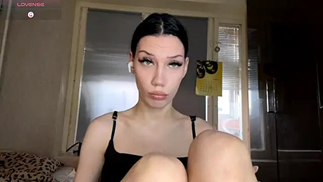 AlfredaBillegas online show from 10.30.25