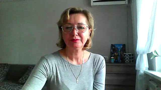 IrynaMolbertx online show from 10.11.25