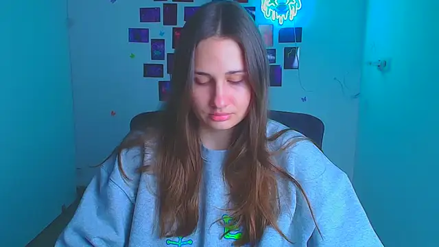 Stefanie Sweet online show from 04.03.26