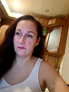 Amandda  online show from 10.09.25