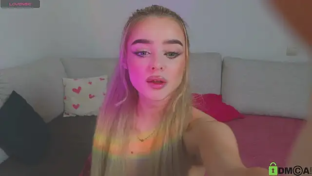 Snapshot of Relax_Time_ chatting on 09.10.25 Relax Time online show from 09.10.25