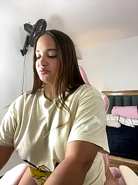 Andrea-Lu online show from 09.30.25