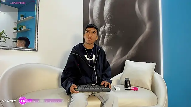 ender h0t online show from 11.12.25