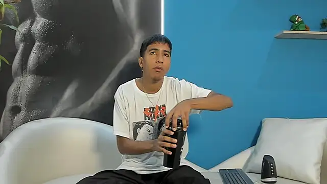 ender h0t online show from 01.08.26