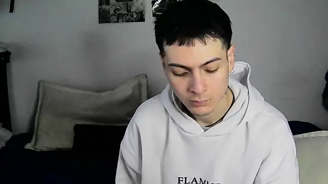 Dioniso guy8 online show from 09.17.25