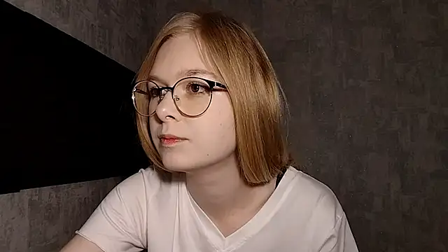 LiaVibes online show from 09.20.25