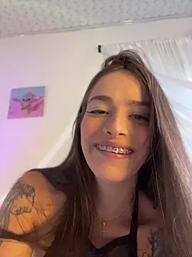 Snapshot of alysa_g_ chatting on 06.22.26 alysa g online show from 06.22.26
