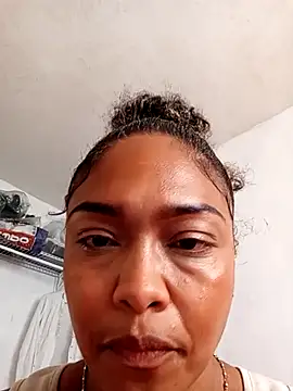 BiiancaEstradaa online show from 03.26.26