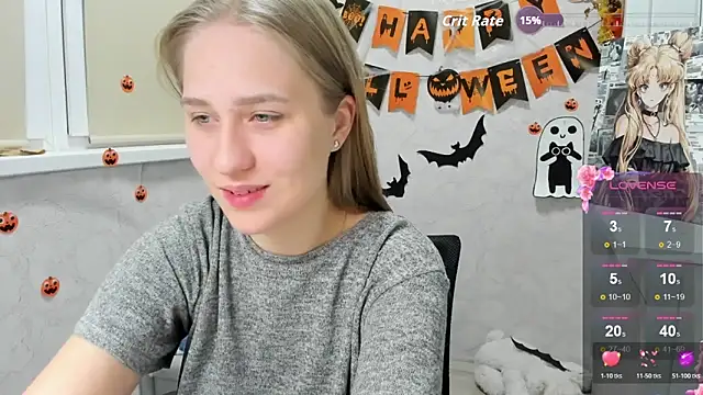 Snapshot of sofamuffin chatting on 10.24.25 sofamuffin online show from 10.24.25