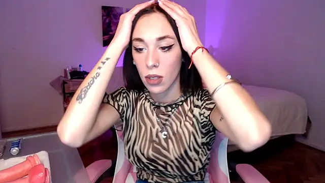 Sofia Amour online show from 09.29.25