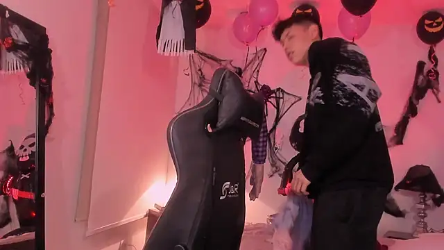 zeus blaze online show from 10.18.25