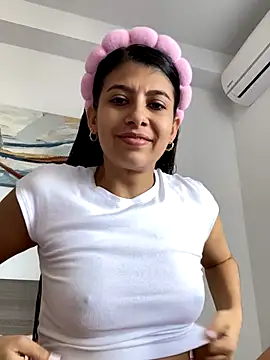 Lenapink19 online show from 10.18.25