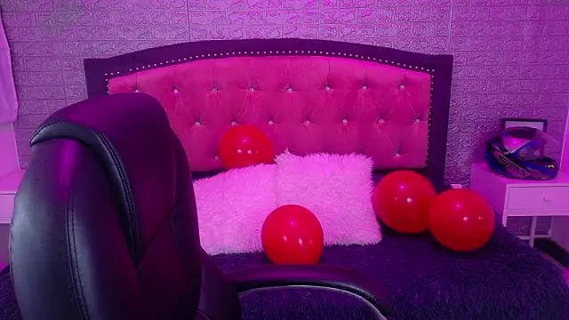 Natalie loffreda online show from 02.20.26