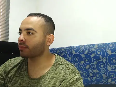 Ana ThiagoxX online show from 02.02.26