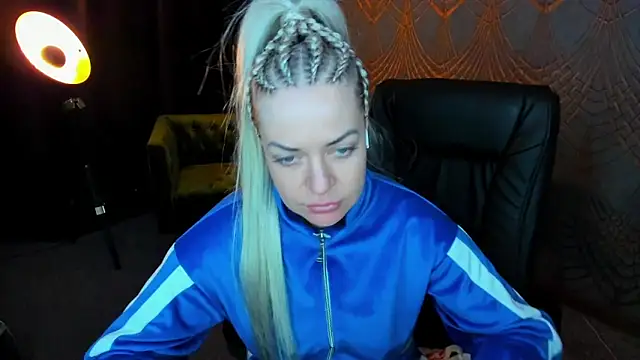 Anna Snows online show from 04.09.26