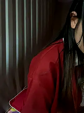 PhanHaa online show from 01.08.26