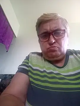 Snapshot of Sonya51561 chatting on 09.26.25 Sonya51561 online show from 09.26.25